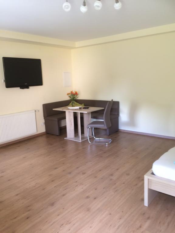 הטנהיים Haus Am Leimersbach מראה חיצוני תמונה